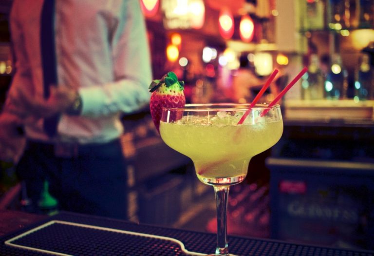 bar barman CC0 cocktail Cook Cuisine Dinner drink Eat food High-Resolution Stock straw strawberry yellow free photo CC0