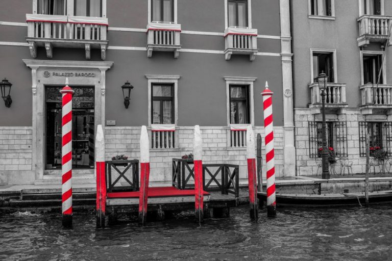 CC0 Dock High-Resolution red Stock Venice white free photo CC0