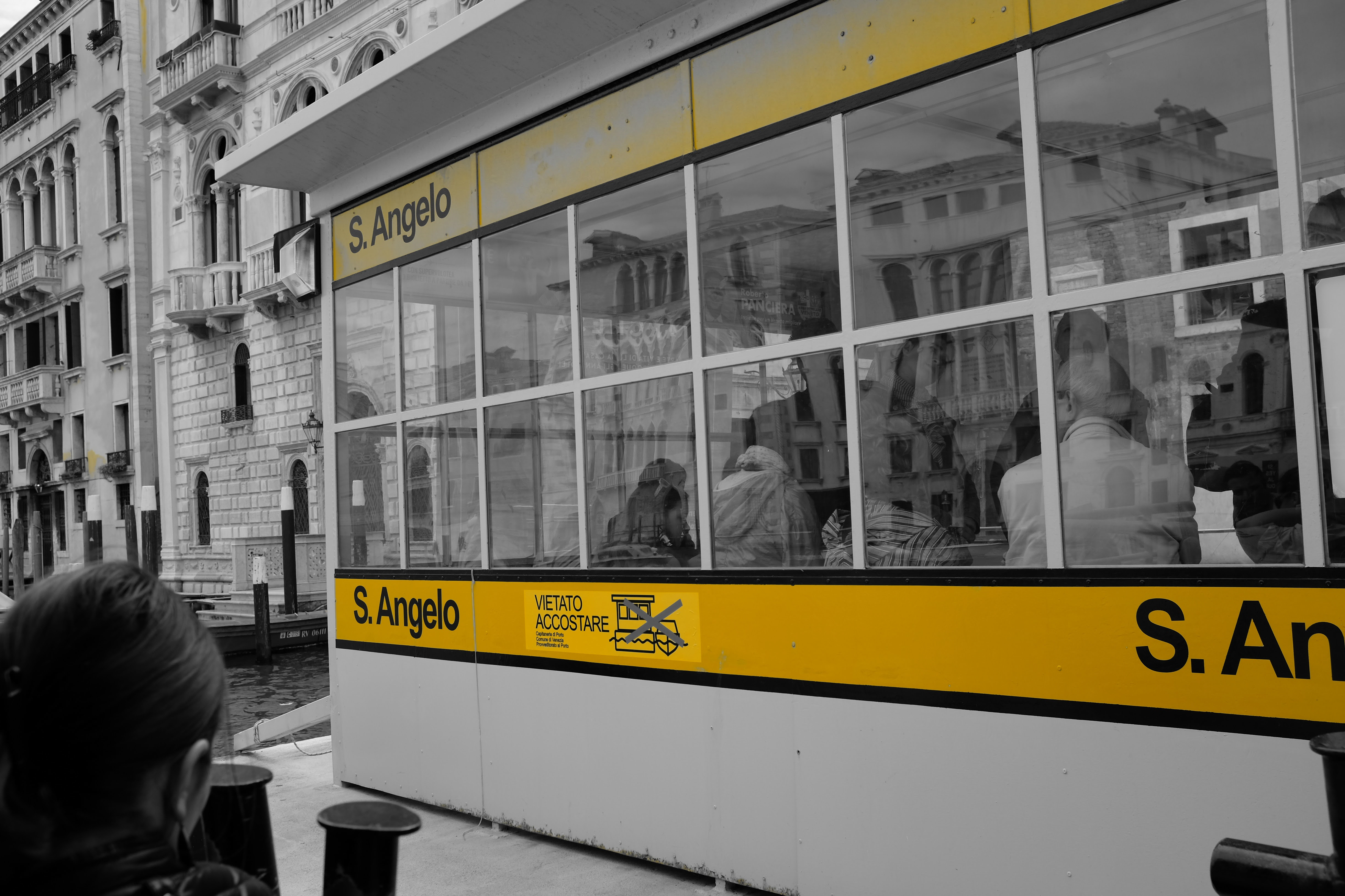 picography-sea-station-boat-venice.jpg