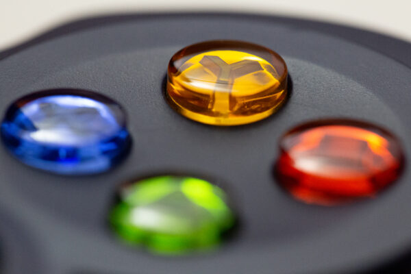 picography-macro-video-gaming-controller-4-600x400.jpg