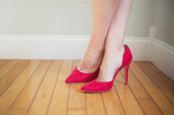picography-feet-heels-red-woman