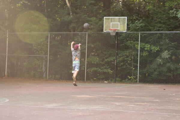 picography-boy-basketball-summer-600x400