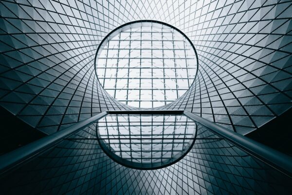 picography-geometric-glass-city-architecture-600x400.jpg