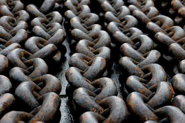 picography-metal-chain-links-600x400.jpg