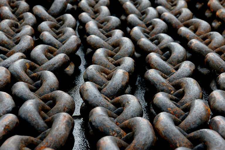Abstract aged Chain chains Closeup heavy Industrial iron links long Metal Pattern Rusty strong thick free photo CC0