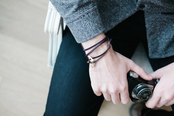 bracelet casual Close-Up Equipment Fashion Film hobby journalist Lens man Person photographer Professional Style free photo CC0