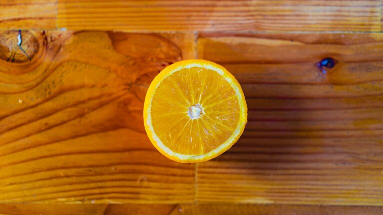 citrus Close-Up diet eating Flat lay Fresh Healthy minimal Natural orange ripe Top View free photo CC0